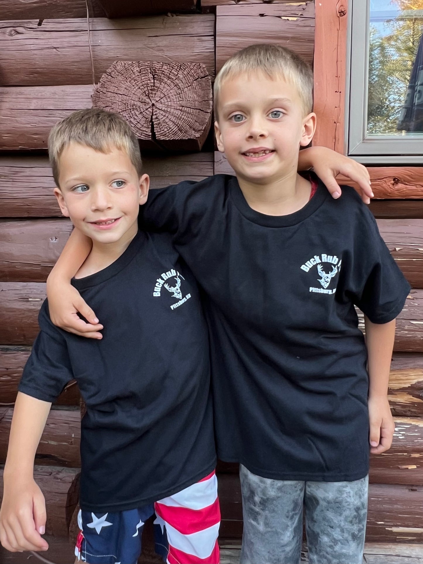 Kid's T-Shirt Best Buckin’ Pub Black